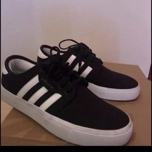 Adidas Seeley Shoes